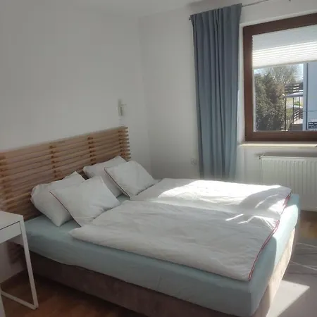 Zara Goscinne Oraz Zara Nowosc * Władysławowo