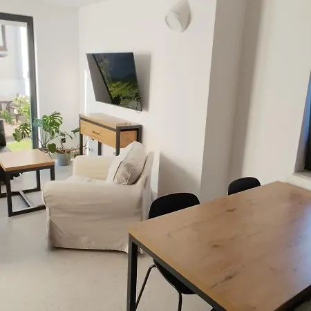 Zara Goscinne Oraz Zara Nowosc Homestay *