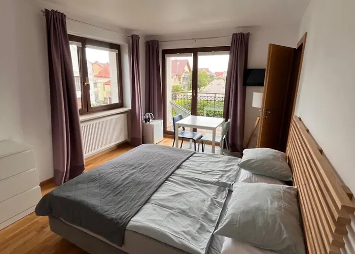 Zara Goscinne Oraz Zara Nowosc